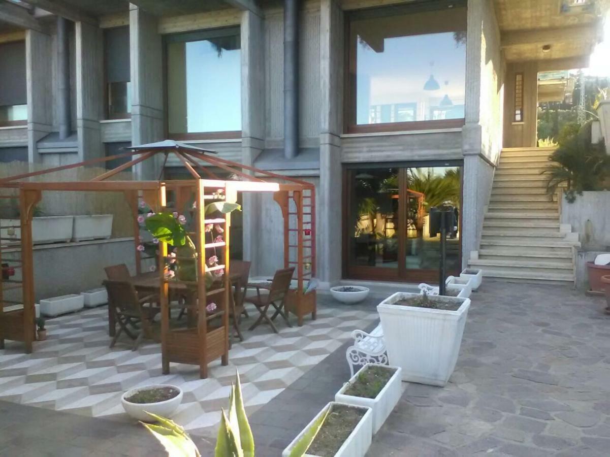 سان بنيديتّو ديل ترونتو Villa Angela المظهر الخارجي الصورة