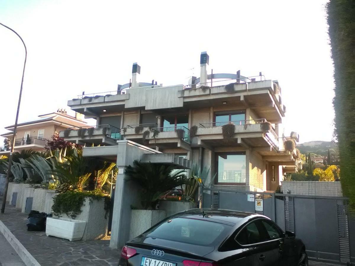 سان بنيديتّو ديل ترونتو Villa Angela المظهر الخارجي الصورة