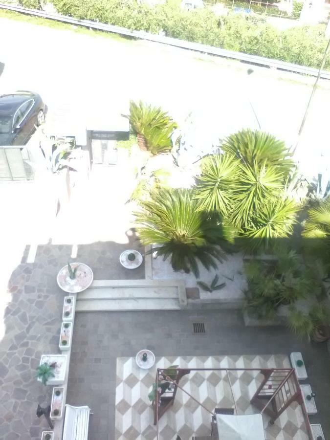 سان بنيديتّو ديل ترونتو Villa Angela المظهر الخارجي الصورة